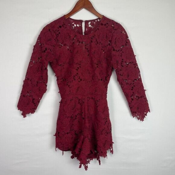 Lovers + Friends Revolve Peony Floral Lace Open Cut Out Back Romper Wine Red XS - Picture 3 of 12